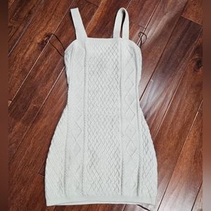 Cream sweater dress H&M